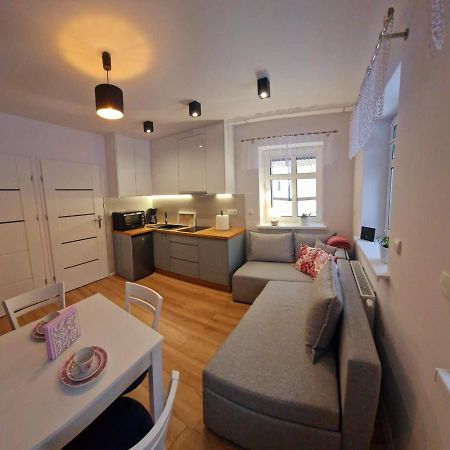 Apartament Przy Deptaku Jelenia Góra Exterior foto